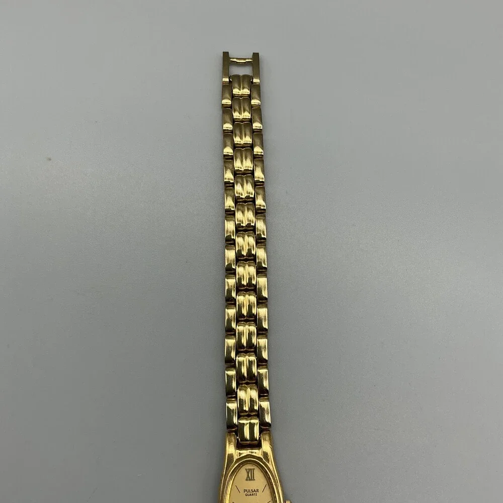 Vintage Pulsar Womens Watch 12mm Oval Gold Tone V220-6190 New Battery